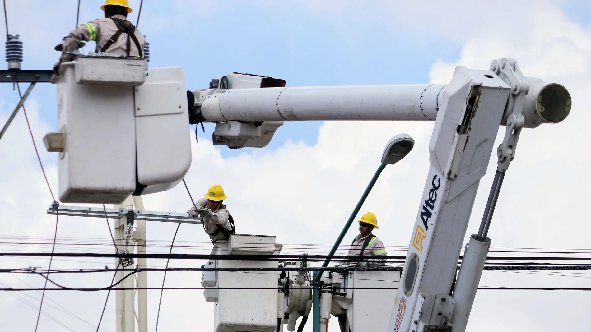 891488_CFE Trabajadores Electrificación 2_impreso